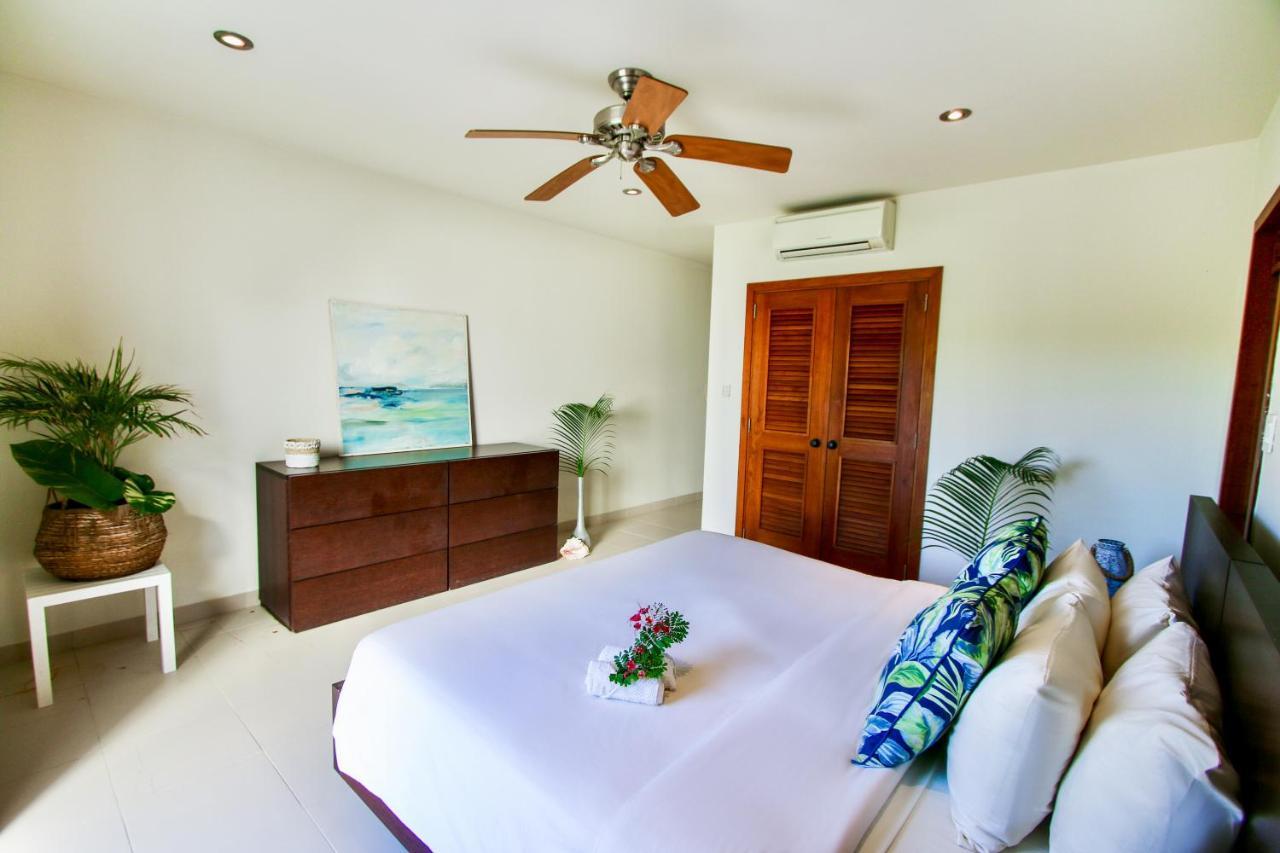 The Hideaway At Hughes Point Hotel Freetown Village Buitenkant foto