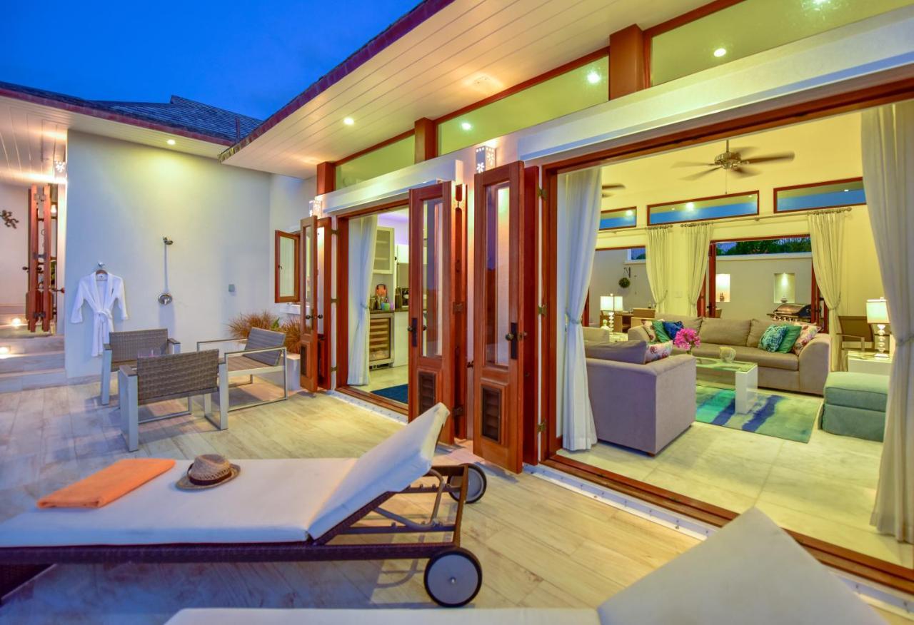 The Hideaway At Hughes Point Hotel Freetown Village Buitenkant foto